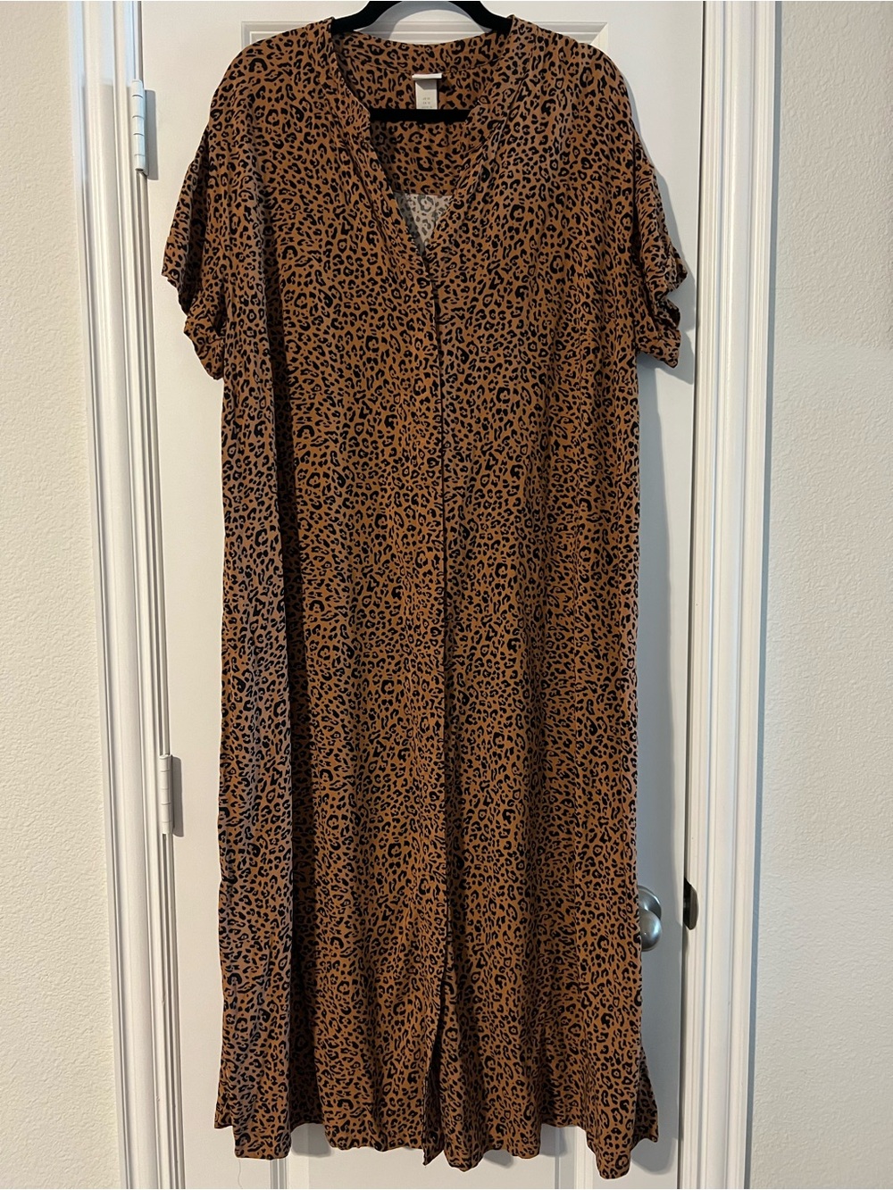 H&M Brown Leopard Print Maxi Dress